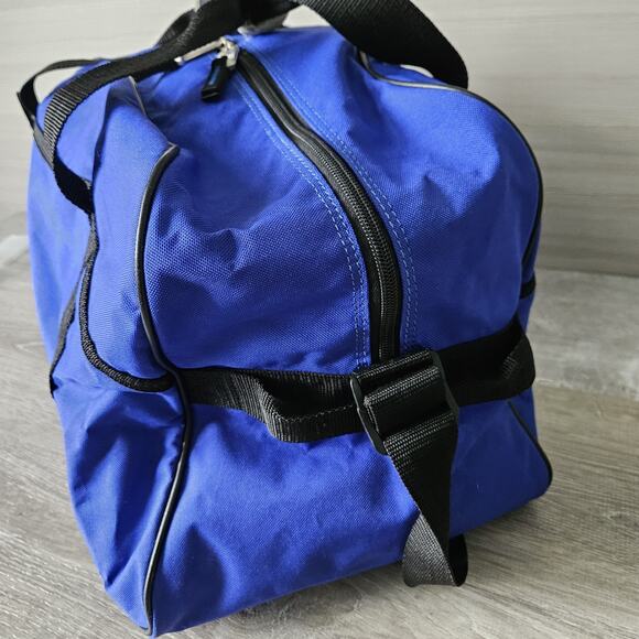 SAMSONITE Blue Carry On Weekend Duffle Bag Luggage Gym Strap w/Shoe Storage - Picture 6 of 14